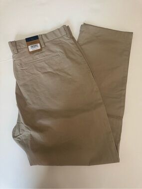 Charles Tyrwhitt Men's Khaki/Tan Chino Pants